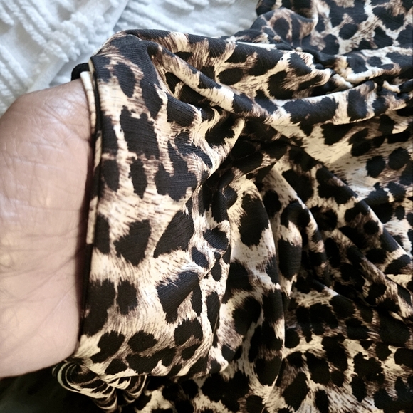 Maxi Dress Leapord Print w/ pockets  XL - Picture 6 of 7
